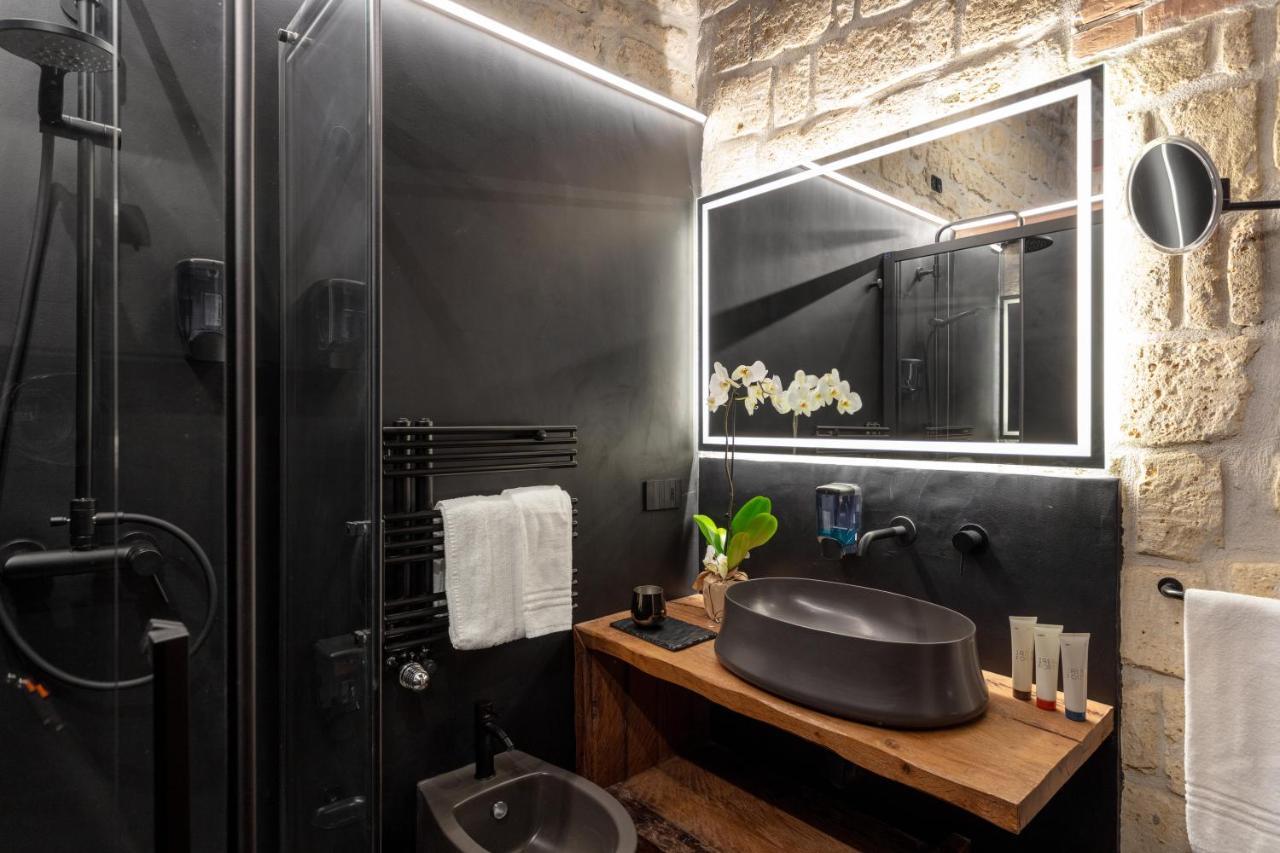 Palazzo Residenza Madre By Dimorra Guest house Naples